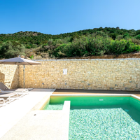 Villa a Chia Sardegna vista mare piscina e Jacuzzi