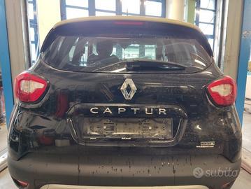 Portellone nudo RENAULT CAPTUR del 2017