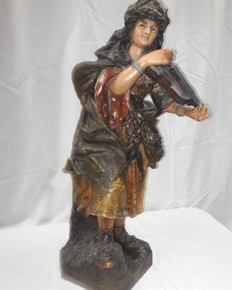 SCULTURA RAFFIGURANTE "UNA GITANA" DELLA FINE 800