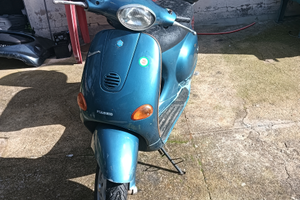 Piaggio vespa et2