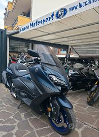 Yamaha T Max 560 TUO A 140€ AL MESE PER 3 ANNI POI