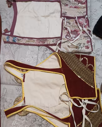 pezzi per costume sardo da donna.