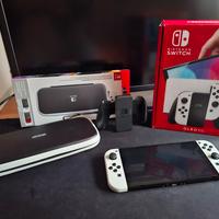 Nintendo Switch OLED + Giochi - Come nuova