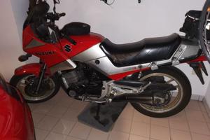 Suzuki GSX 550 - 1984