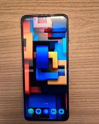 Samsung Galaxy Flip 4