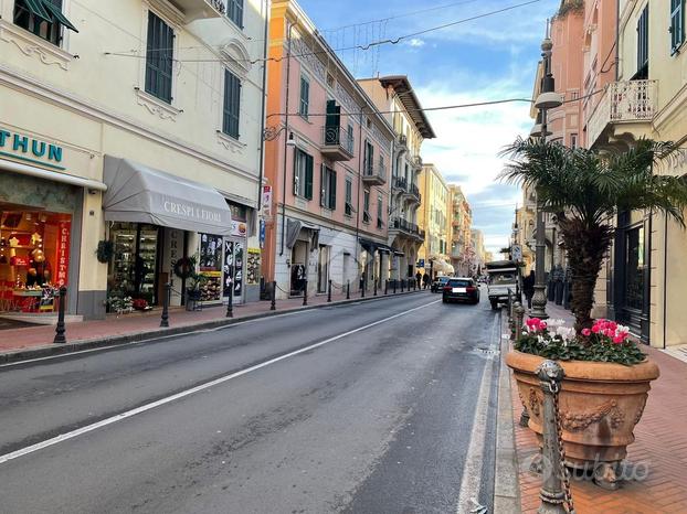 NEGOZIO A BORDIGHERA