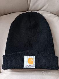Carhartt,  Barcellona,  Umbro: 4 cappelli