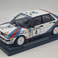 LANCIA Delta HF Integrale 4WD n° 4 - Kyosho - 1/18