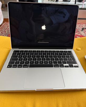 APPLE MACBOOK AIR M2 13”