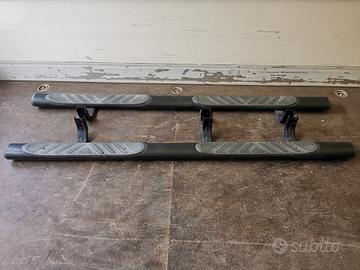 Pedane laterali Nissan Navara D40