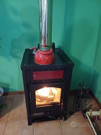 Stufa a legna e pellet