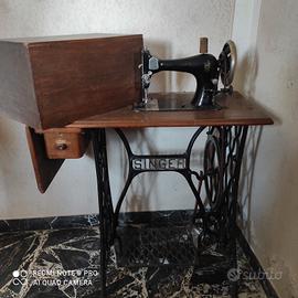 MACCHINA DA CUCIRE SINGER D'EPOCA 
