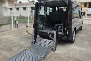 Nissan Primastar C29 6 Posti + Sollevatore idrauli