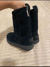 UGG Classic Short Waterproof Arctic Grip tg36 (35)