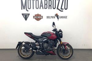 Triumph Trident 900 800