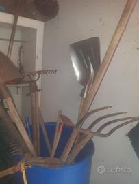 attrezzi giardino orto utensili