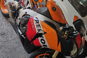 Cbr1000 rr repsol perfetta