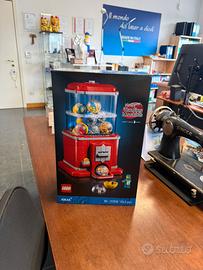 LEGO Ideas 21358 Distributore di Minifigure MISB