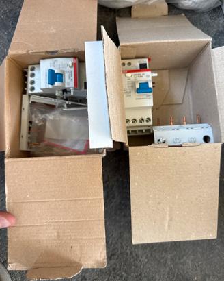 Blocchi differenziali ABB DDA204 AC 30mA 4P