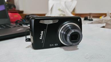 Kodak Easy Share M575