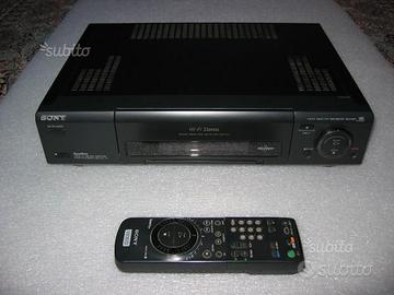 Videoregistratore Sony modello SLV-E811