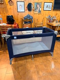 Lettino da campeggio blu