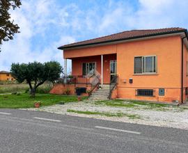 CASA INDIPENDENTE A RONCO ALL'ADIGE