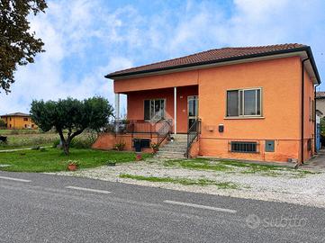 CASA INDIPENDENTE A RONCO ALL'ADIGE