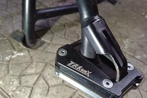 piastra alza cavalletto benelli Trk502x 