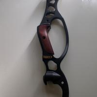 Riser Hoyt Tiburon nero opaci 19" ILF