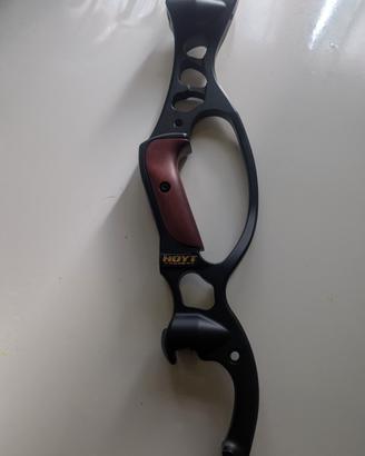 Riser Hoyt Tiburon nero opaco 19"  (Formula)
