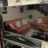LG UHD TV 43" Serie 7400
