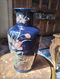 Vaso ceramica smaltata con dipinto floreale