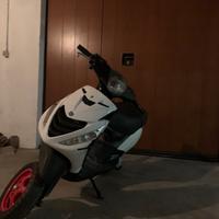 Piaggio zip mk2