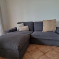 Divano tre posti con penisola