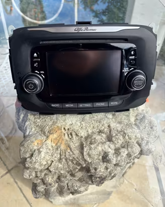 Autoradio Monitor Uconnect 5" Alfa Romeo Giulietta