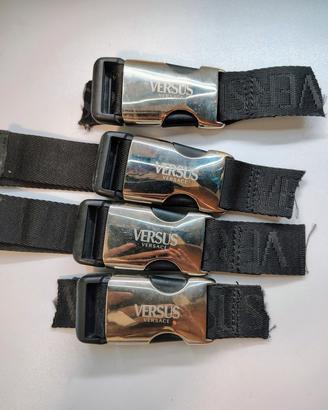 moschettoni Versus