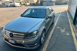 Mercedes-Benz C 220 CDI BlueEFFICIENCY Avantgarde