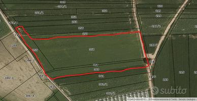 Terreno agricolo pianeggiante di 9.000 mq irriguo