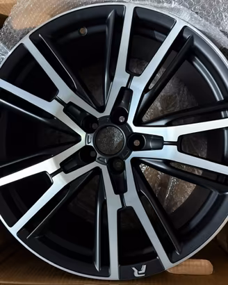Cerchi Peugeot Rcz R 19