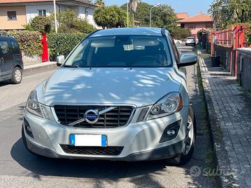 VOLVO XC60 - D 175CV - 129 KW - ANNO 2010