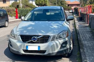 VOLVO XC60 - D 175CV - 129 KW - ANNO 2010