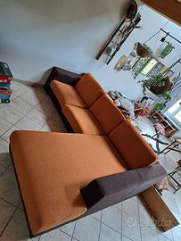 Divano Angolare con penisola usato