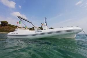 Salpa Soleil 18 Suzuki DF115BG