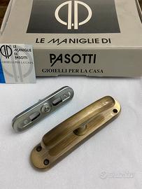 Maniglie finestre Pasotti
