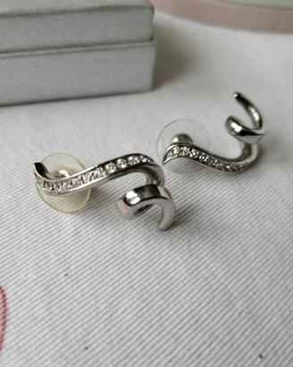 orecchini in metallo anallergico 