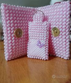 Porta documenti e portachiavi con ricamo kanvas