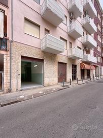 Locale commerciale in zona centrale