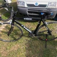 BICI DA STRADA TREK “FUJI” IN LEGA