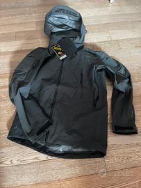 Giubbotto Arc’Teryx impermeabile
